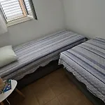 Apartman Sunflower By The Sea Trogir