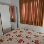 Sunflower By The Sea Apartman *