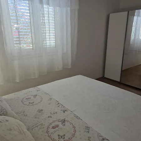 Apartament Sunflower By The Sea